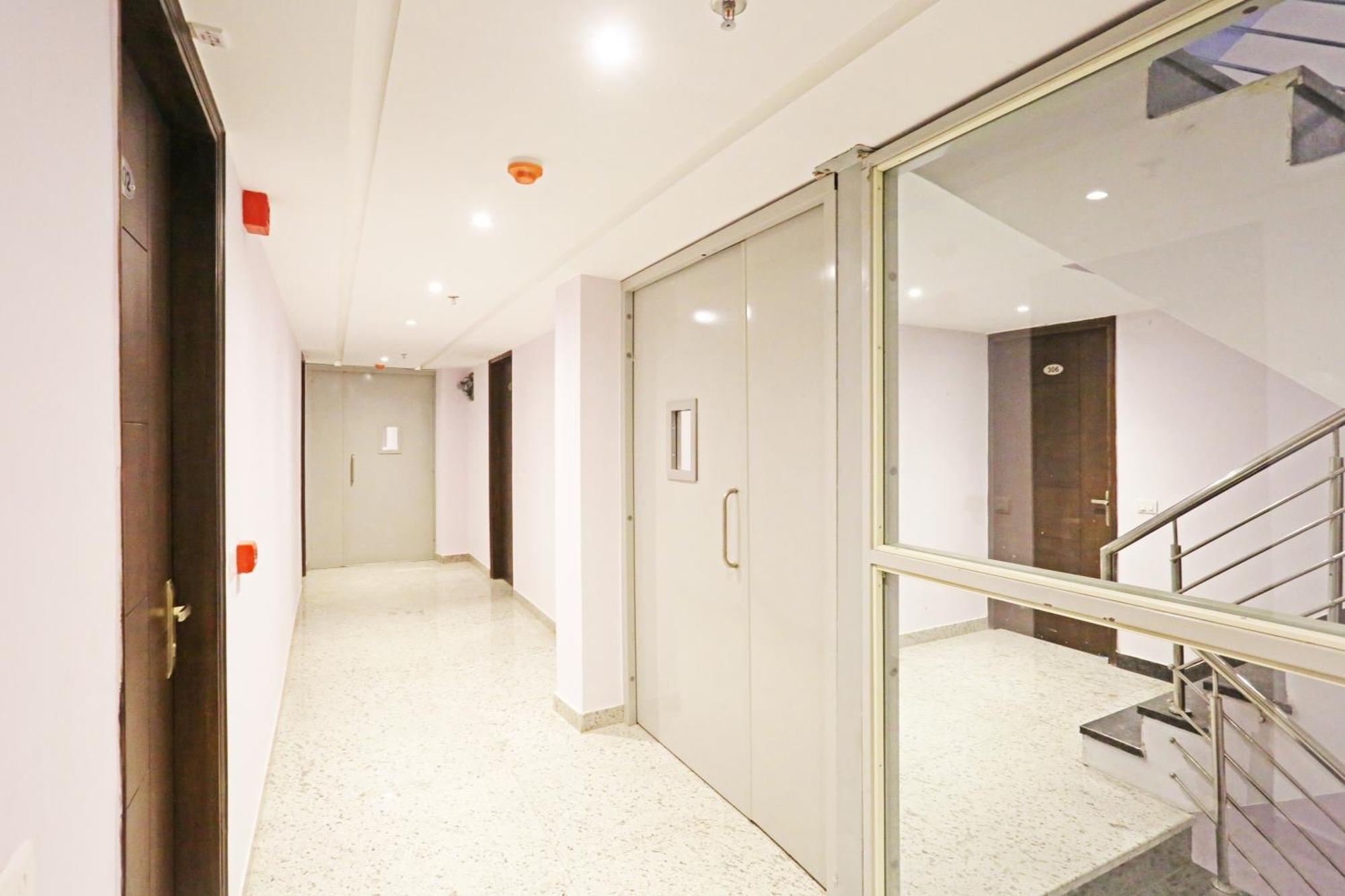 Frankstay By Hotel Mayfair Newly Built - New Delhi Extérieur photo