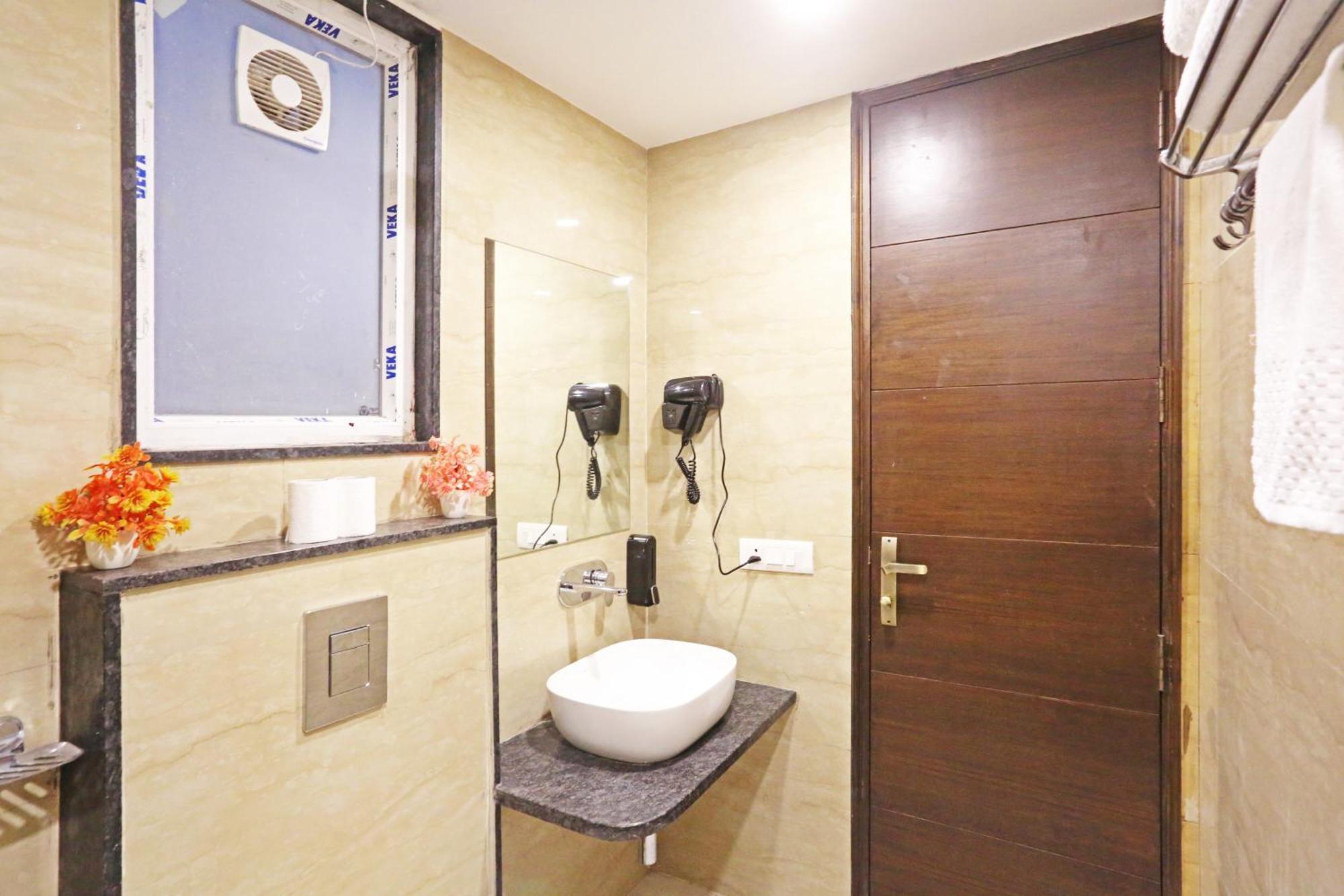 Frankstay By Hotel Mayfair Newly Built - New Delhi Extérieur photo